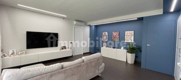 2 Schlafzimmer Wohnung in Caronno Pertusella, Italy, Nr. 134949 24