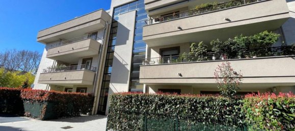 2 Schlafzimmer Wohnung in Caronno Pertusella, Italy, Nr. 134949 19