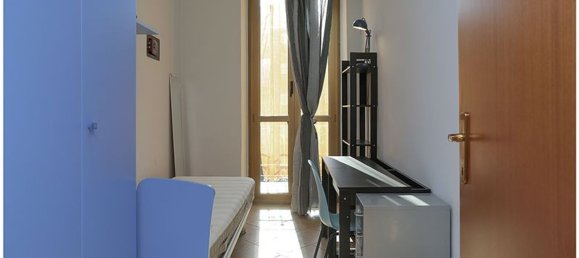 3 bedrooms Apartment in Turin, Italy No. 318614 9