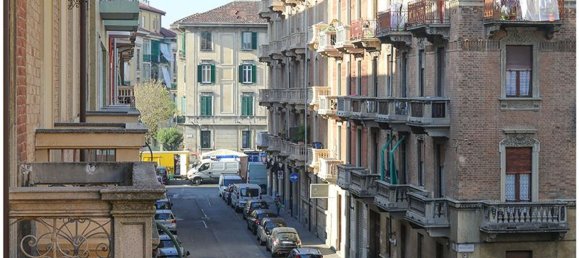 3 bedrooms Apartment in Turin, Italy No. 318614 21