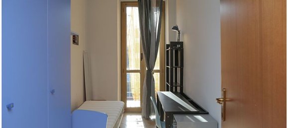 3 bedrooms Apartment in Turin, Italy No. 318614 8