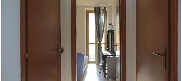 3 bedrooms Apartment in Turin, Italy No. 318614 22