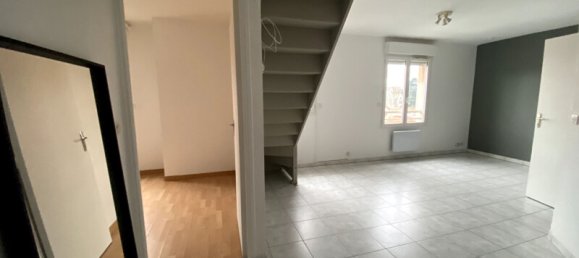2 chambres Duplex à Bobigny, France No. 143494 15