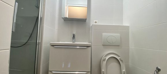 2 chambres Duplex à Bobigny, France No. 143494 6