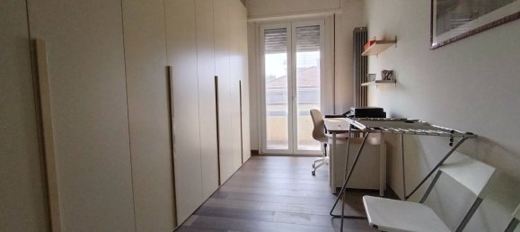 4 bedrooms Apartment in Pesaro, Italy No. 329944 8