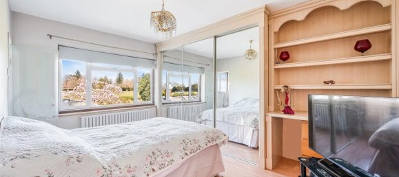 4 bedrooms House in Tadworth, United Kingdom No. 9669 20