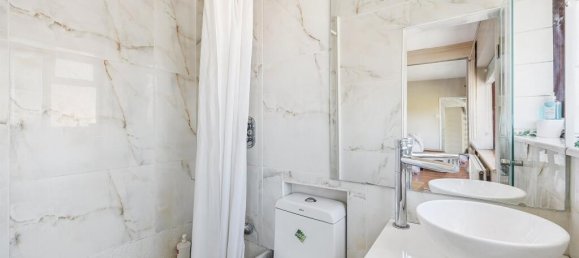 4 bedrooms House in Tadworth, United Kingdom No. 9669 26