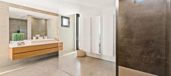 6 bedrooms Villa in Marbella, Spain No. 95246 27