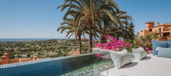 3 bedrooms Building in Nueva Andalucia, Spain No. 3078 24