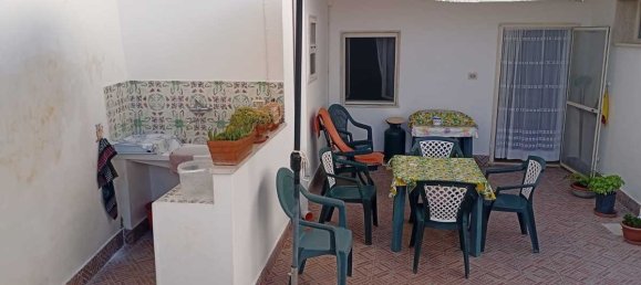 2 Schlafzimmer Haus in Maruggio, Italy, Nr. 297986 5