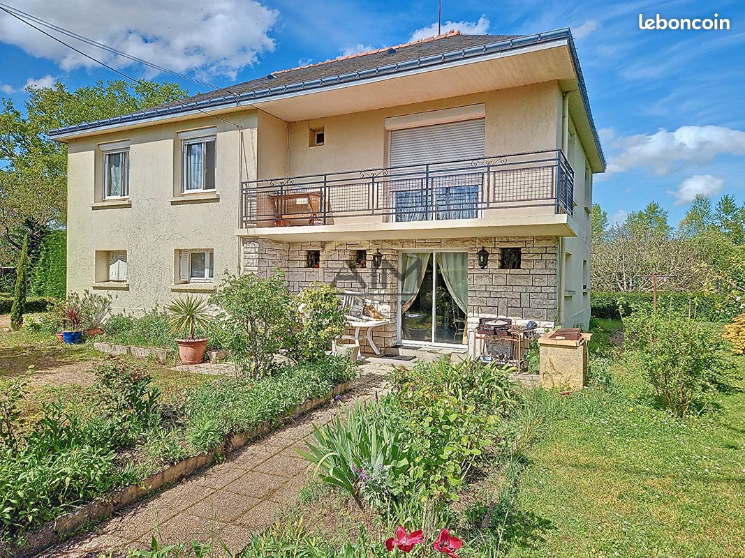 Casa de 3 dormitorios en Montlouis-sur-Loire, France No. 58197