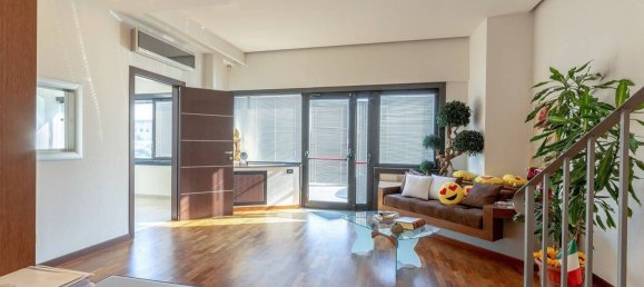 5غرفة مستودع في Campi Bisenzio, Italy رقم 9836 17