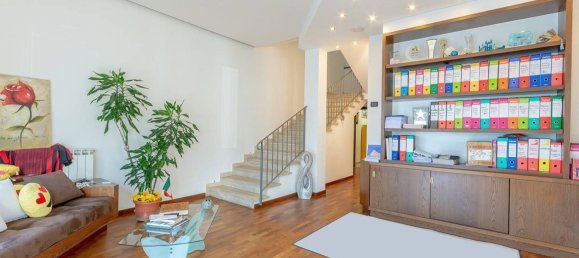 5غرفة مستودع في Campi Bisenzio, Italy رقم 9836 16