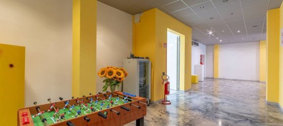 5غرفة مستودع في Campi Bisenzio, Italy رقم 9836 9