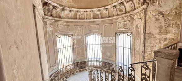 2 bedrooms Apartment in Naples, Italy No. 260319 5