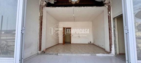 2 bedrooms Apartment in Naples, Italy No. 260319 13