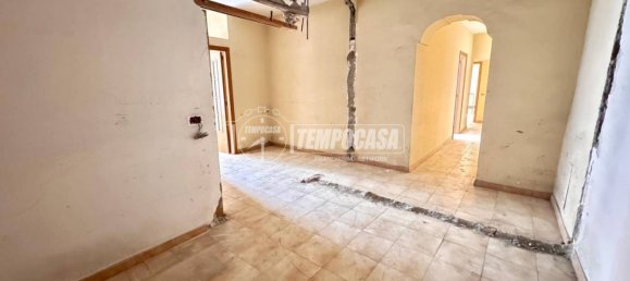 2 bedrooms Apartment in Naples, Italy No. 260319 8