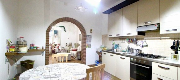 5 rooms House in Santa Maria a Monte, Italy No. 20448 7