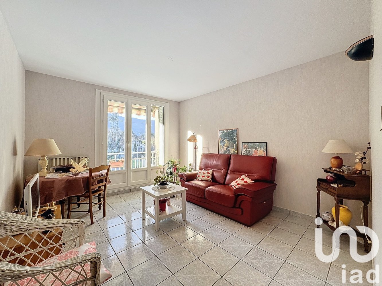 Apartamento de 2 dormitorios en Echirolles, France No. 199306