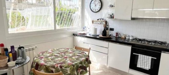 5-Zimmer Wohnung in Anzio, Italy, Nr. 35642 25