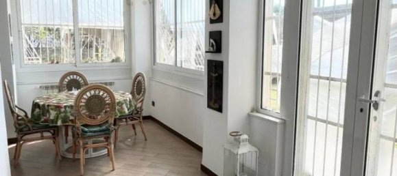 5-Zimmer Wohnung in Anzio, Italy, Nr. 35642 52