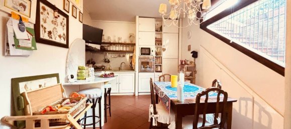 3 Schlafzimmer Wohnung in Prato, Italy, Nr. 314409 10