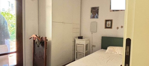 3 Schlafzimmer Wohnung in Prato, Italy, Nr. 314409 8