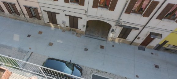 Apartamento de 3 habitaciónes en Rovello Porro, Italy No. 263014 11