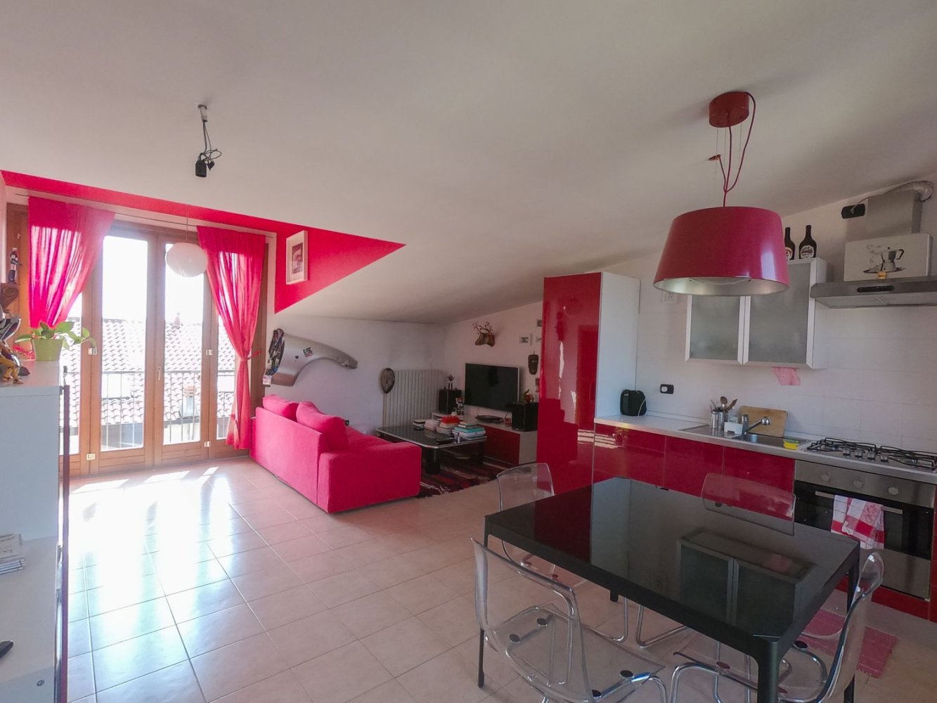 Apartamento de 3 habitaciónes en Rovello Porro, Italy No. 263014
