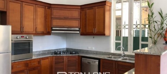 5 bedrooms Villa in Tay Ho, Vietnam No. 1439 13