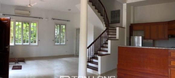 5 bedrooms Villa in Tay Ho, Vietnam No. 1439 3