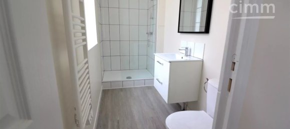 Estudio en Chantilly, France No. 67792 3