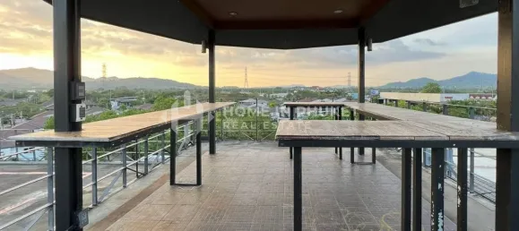 4 dormitorios propiedad comercial en venta en Phuket, Southern Thailand, Thailand № 67471 2
