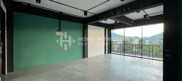 4 dormitorios propiedad comercial en venta en Phuket, Southern Thailand, Thailand № 67471 11