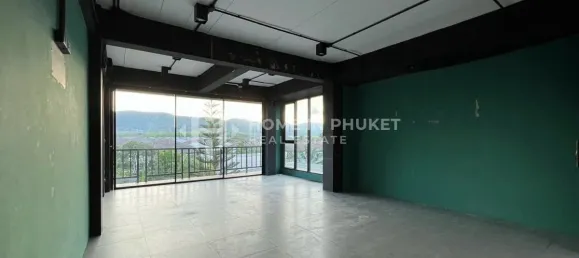 4 dormitorios propiedad comercial en venta en Phuket, Southern Thailand, Thailand № 67471 10