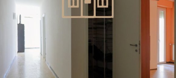 3 bedrooms Apartment in Arcola, Italy No. 231355 14