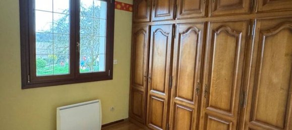 4 bedrooms House in Villiers-en-Lieu, France No. 272254 10