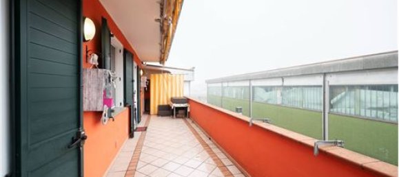 6 bedrooms House in Gualtieri, Italy No. 289477 45