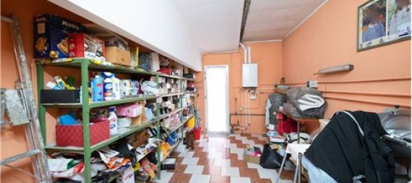 6 bedrooms House in Gualtieri, Italy No. 289477 46