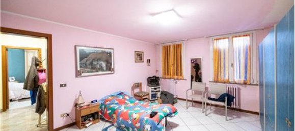 6 bedrooms House in Gualtieri, Italy No. 289477 35