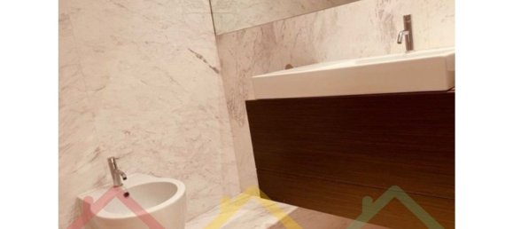 3 bedrooms Apartment in Porto, Portugal No. 97840 15