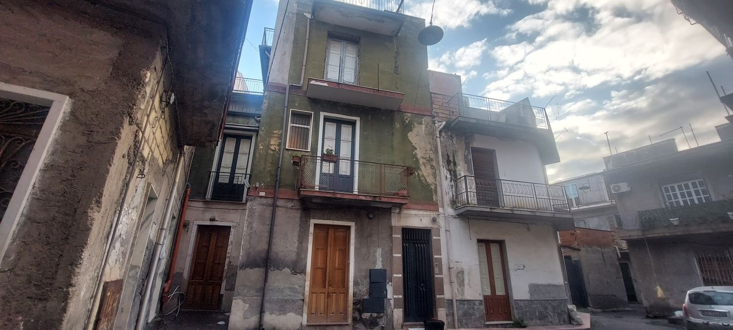 Casa de 10 divisões em Paternò, Italy N.º 50888