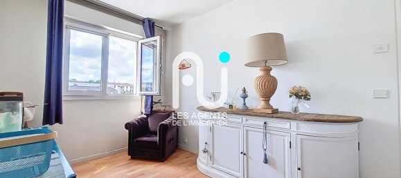 1 chambre Appartement à Villeneuve-la-Garenne, France No. 177473 3