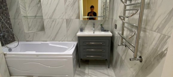 3 Schlafzimmer Wohnung in Chataj, Azerbaijan, Nr. 2004 9