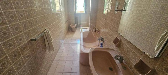 2 Schlafzimmer Wohnung in Molfetta, Italy, Nr. 270783 11