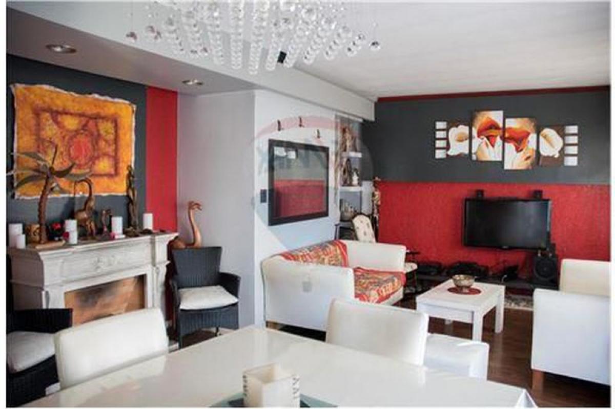 4 bedrooms Apartment in Buenos Aires, Argentina No. 69614