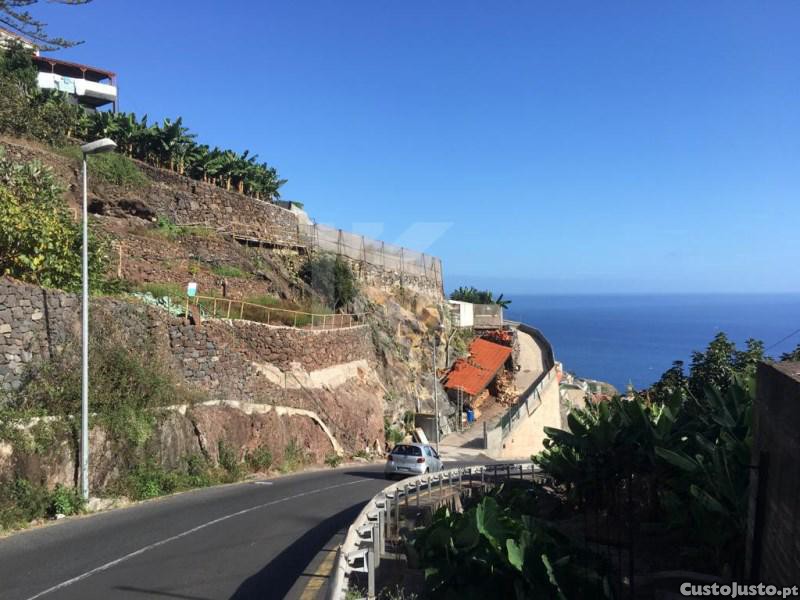 718m² Land in Camara de Lobos, Portugal No. 184475