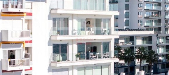 4 Schlafzimmer Doppelhaus in Quarteira, Portugal, Nr. 118893 18