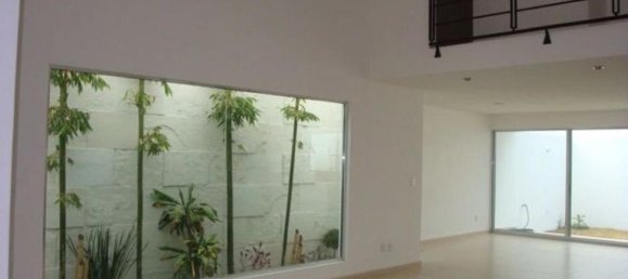 3 bedrooms House in Queretaro, Mexico No. 158962 2