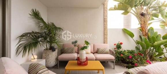 3 bedrooms Villa in Adeje, Spain No. 180683 2